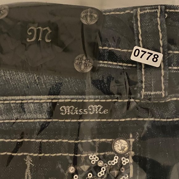 New Miss Me Jeans Women’s Size‎ 26 skinny Denim Embellished flap Pockets - Picture 13 of 13